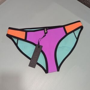 Triangl New Neoprene purple & Black Bikini Bottoms xl